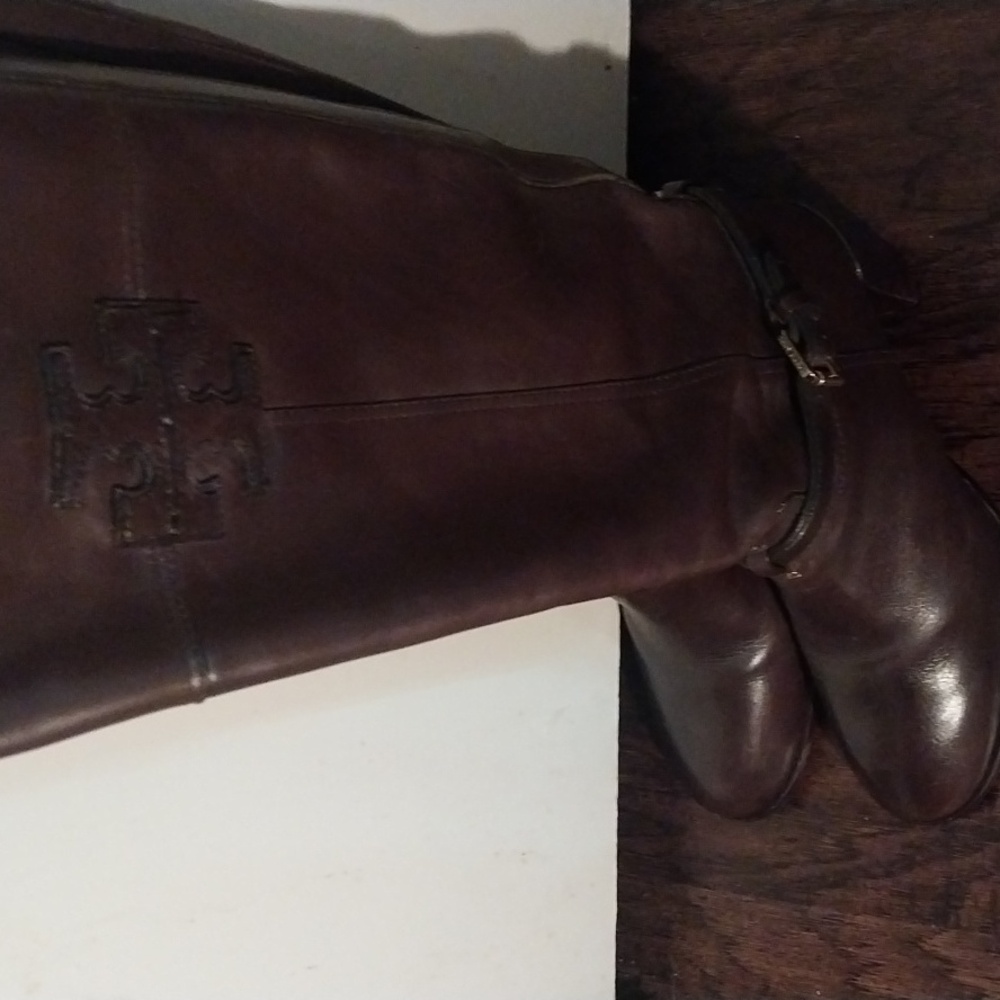 Tory Burch Boots - Picture 4 of 12